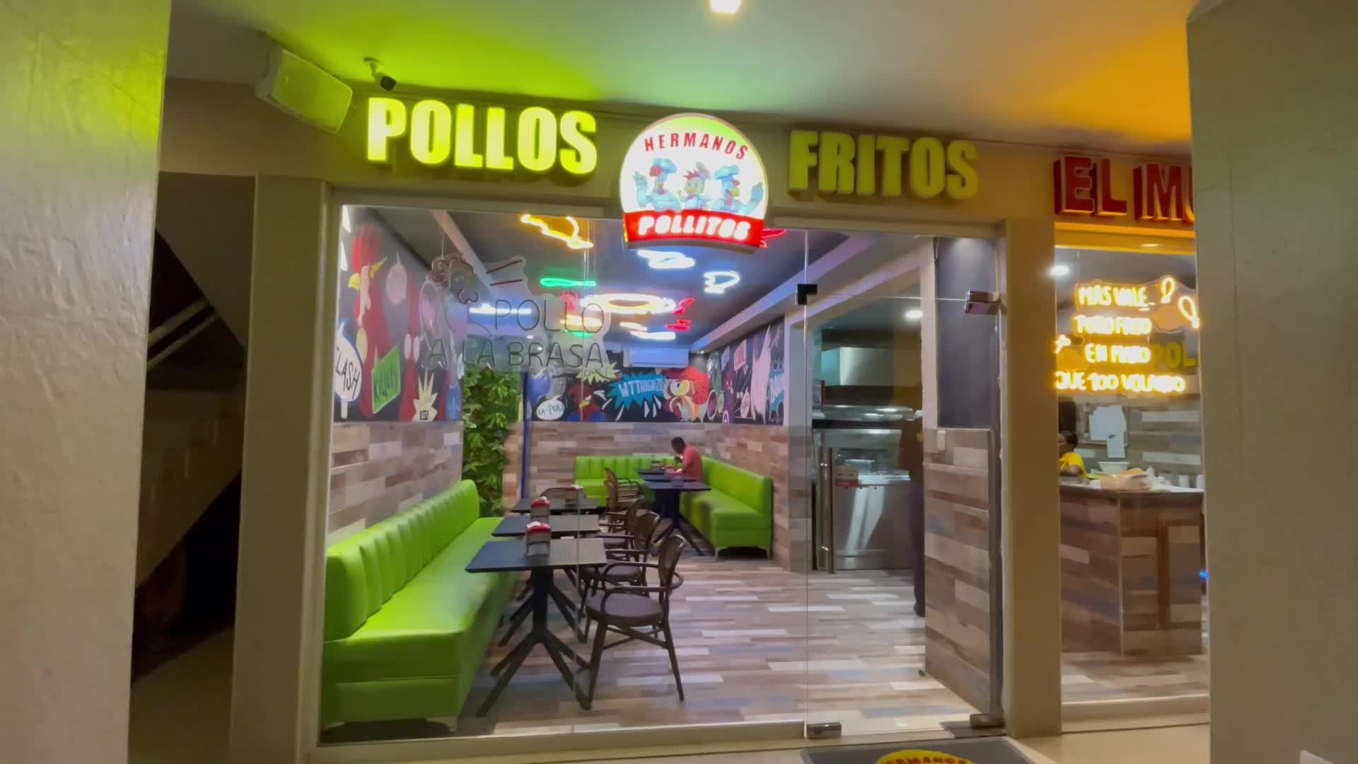 A promotional video showing the Hermanos Pollitos restaurant at Playa Palmera Beach Resort, guests, interiors and dishes.  